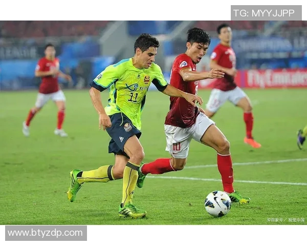 松本山与雅熊本深红激战正酣球迷热情高涨期待精彩对决